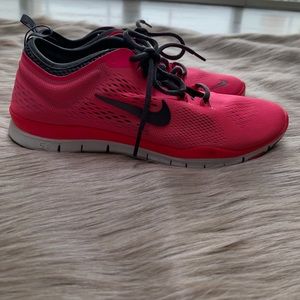 Pink Nike Free Trainer 4